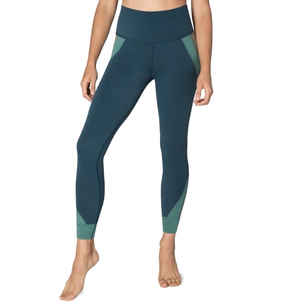 Beyond Yoga Block And Key High Waisted Midi Leggings XS